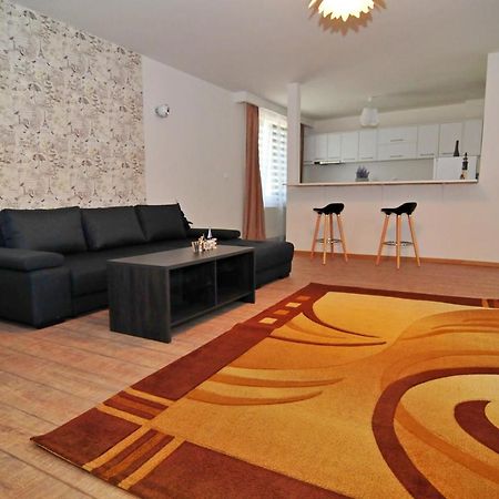 Târgu-MureşApartament 6 Centralアパートメント エクステリア 写真
