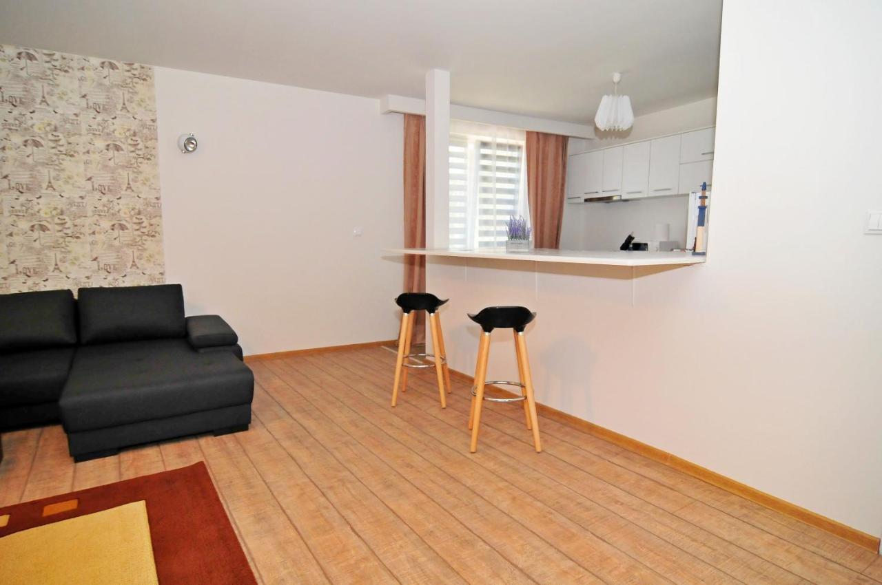 Târgu-MureşApartament 6 Centralアパートメント エクステリア 写真